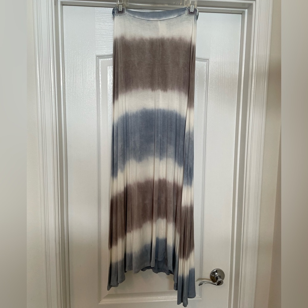 Mono B flowy maxi skirt in ivory, taupe, dusty blue wide tie dye size Small NWT - Picture 5 of 5
